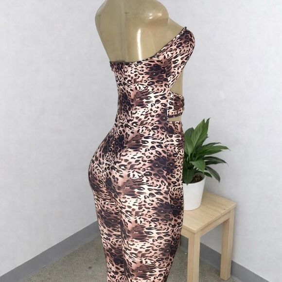 Leopard Print Cut-Out Jumpsuit  Size S - Picture 5 of 6